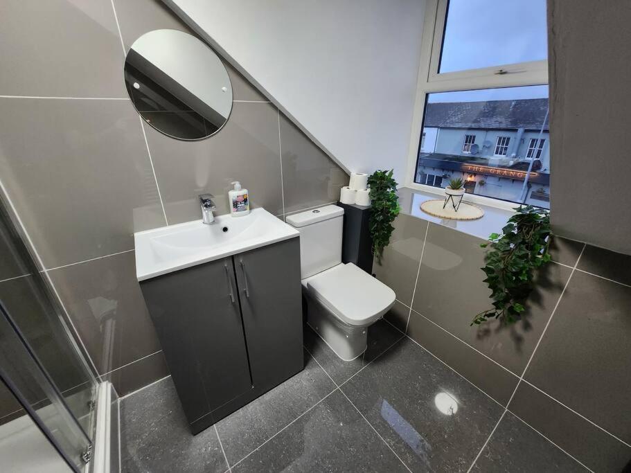 Supervalue 7 - Fast Wifi, Linen, Keyless Entry, Only 10 Mins - By Promise Appartement Cardiff