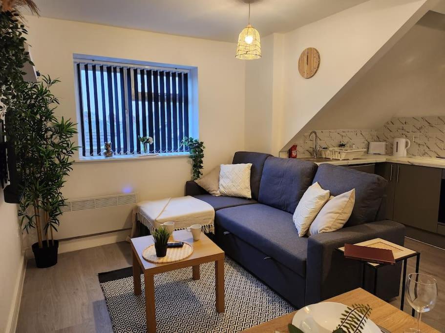 Supervalue 7 - Fast Wifi, Linen, Keyless Entry, Only 10 Mins - By Promise Appartement